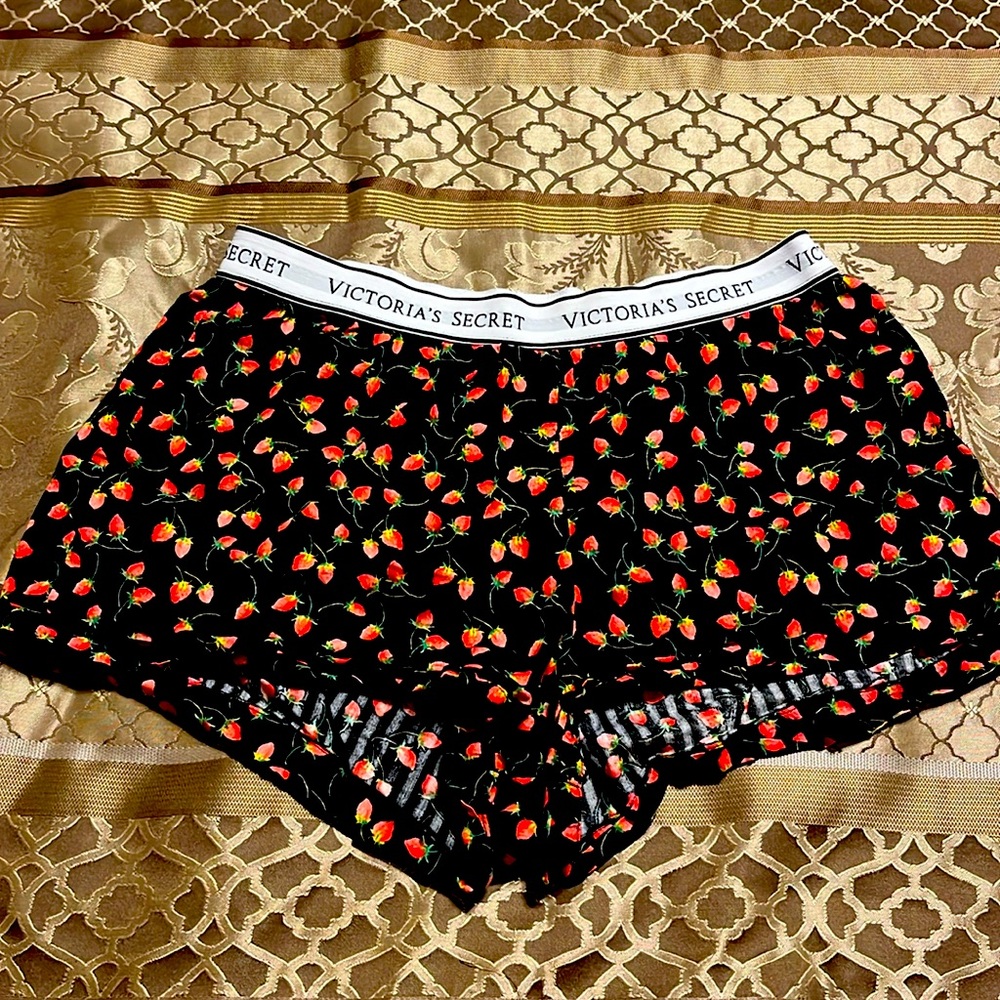 Victoria’s Secret Black Sleep Shorts